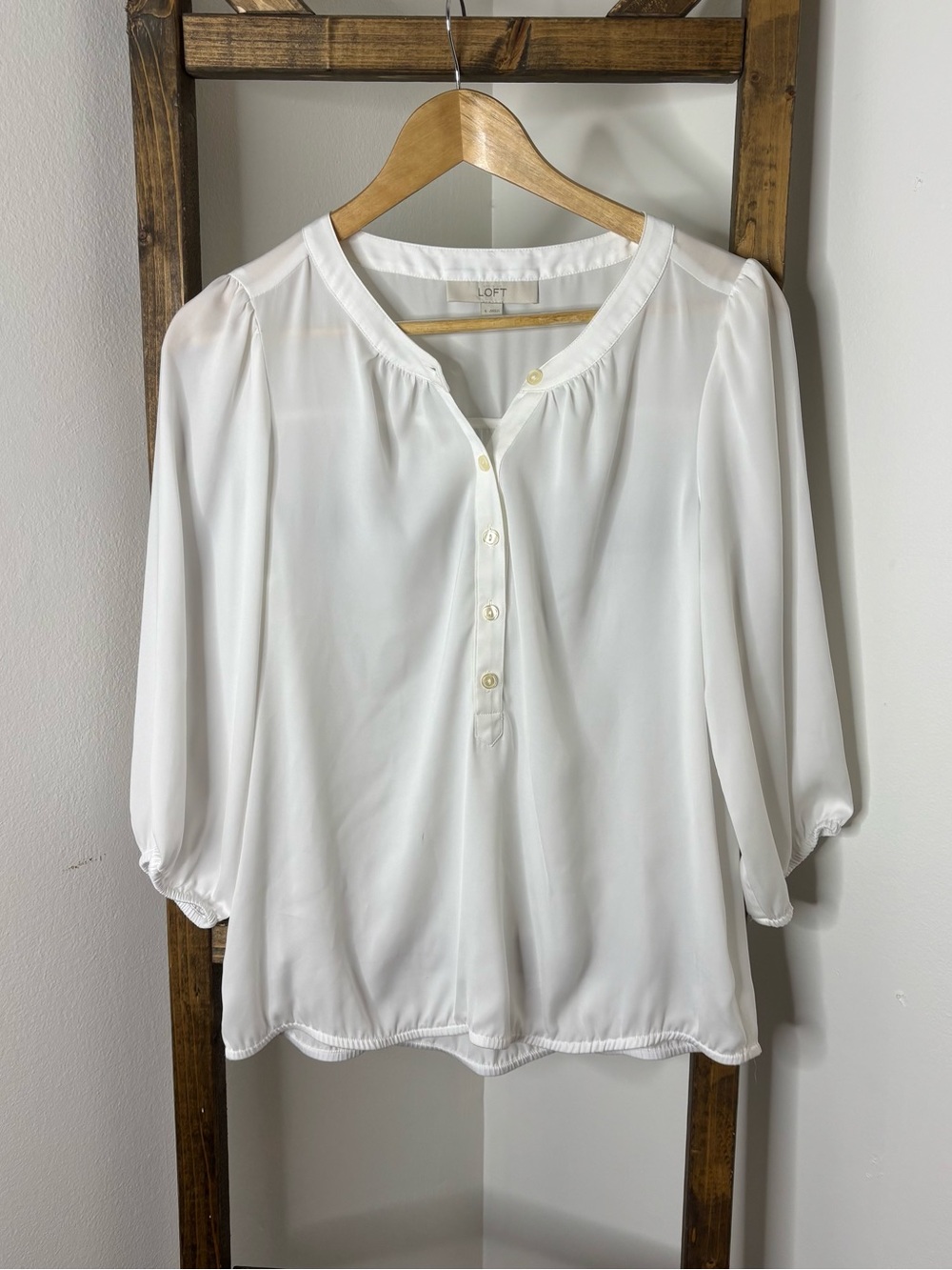 LOFT White Button-Front Blouse Size S